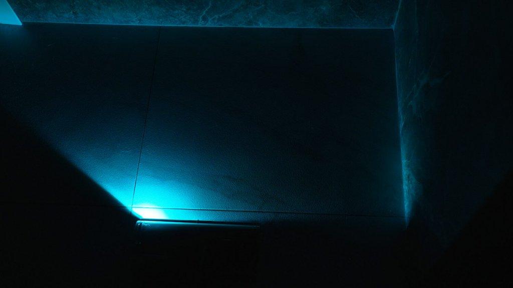 „Dreame Z40“ stotis: foninis apšvietimas