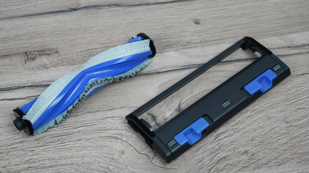 ECOVACS DEEBOT T30S COMBO: Centrinis šepetys