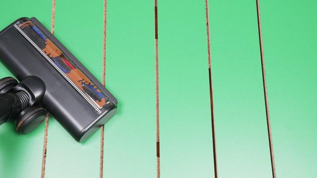 ECOVACS DEEBOT T30S COMBO: Maitinimo bandymas