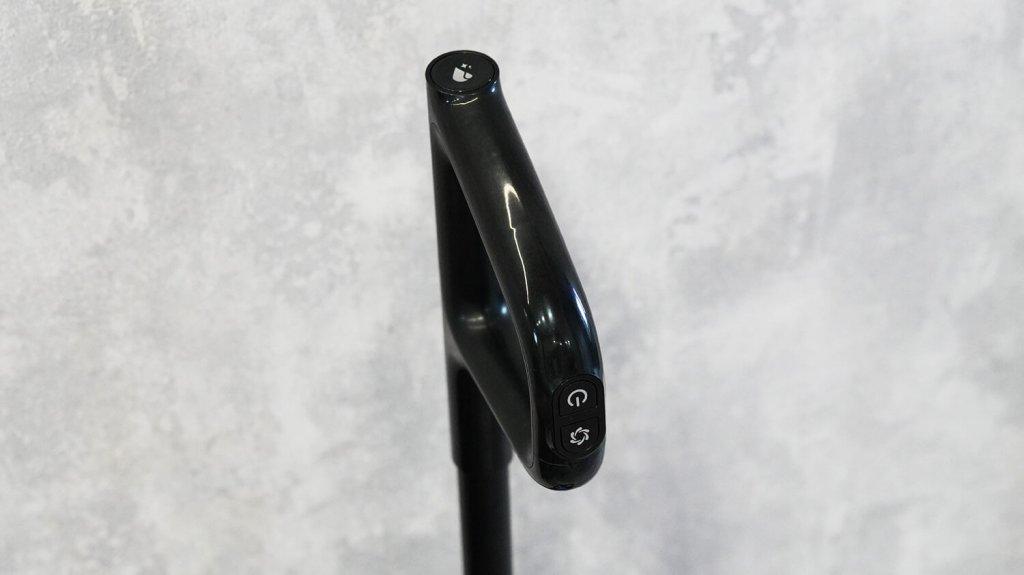 MIKO H11 PRO: Mygtukai ant rankenos