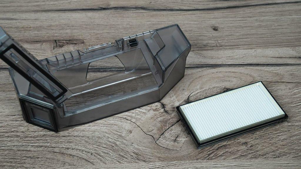 Roborock Saros 10R: Dulkių surinkėjas