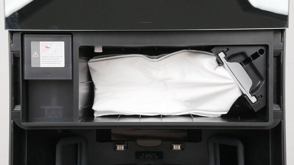 „Roborock Saros 10R“: ploviklio bakelis ir dulkių maišelis