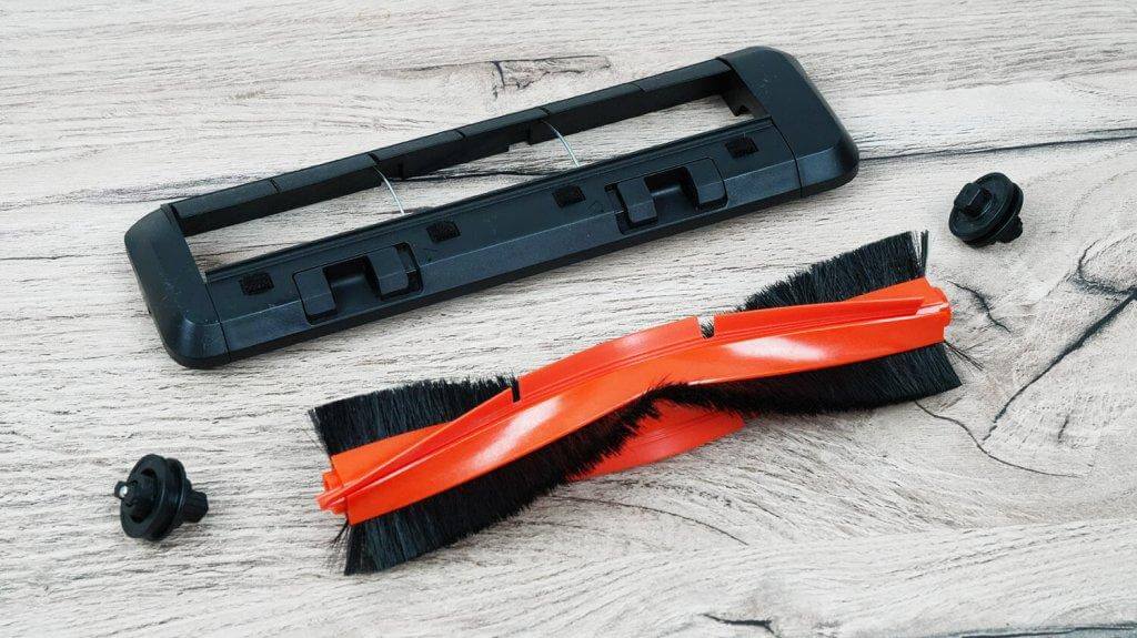 „Xiaomi“ robotinis dulkių siurblys S20+: centrinis šepetys