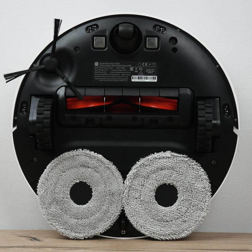 „Xiaomi“ robotinis dulkių siurblys S20+: vaizdas iš apačios