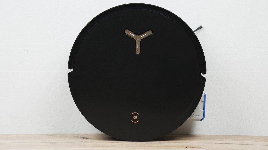 „ECOVACS DEEBOT X8 Pro Plus“: vaizdas iš viršaus