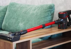 PRIZMĖ: Ką gali nebrangus 10 000 rublių kainuojantis vertikalus dulkių siurblys?!