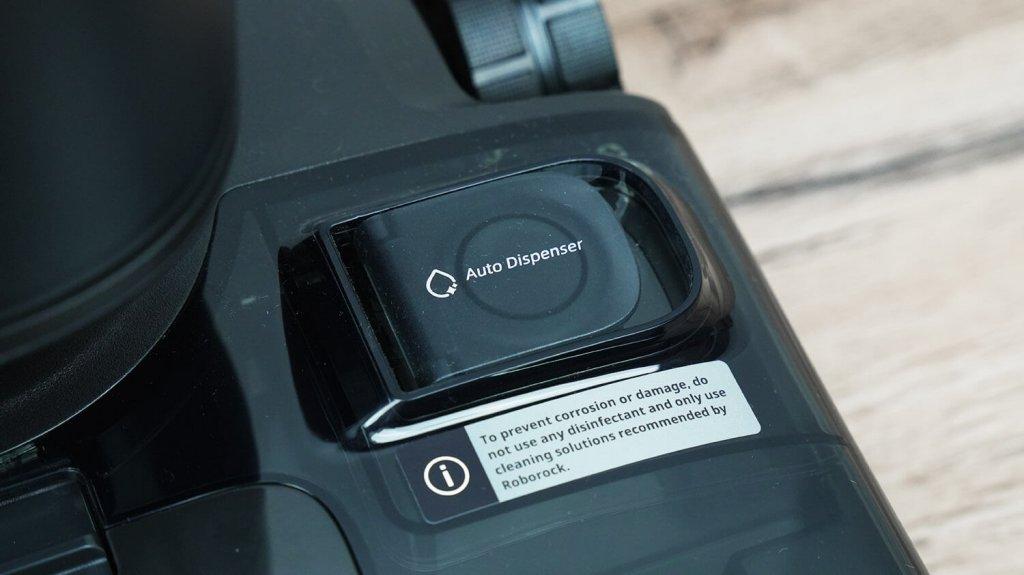 „Roborock F25 ACE Combo“: ploviklio bakas