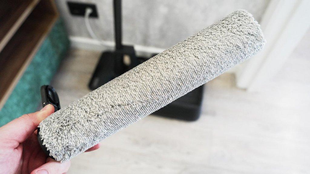 „Roborock F25 ACE Combo“: apsauga nuo plaukų susivėlimo šlapiam/sausam dulkių siurbliui