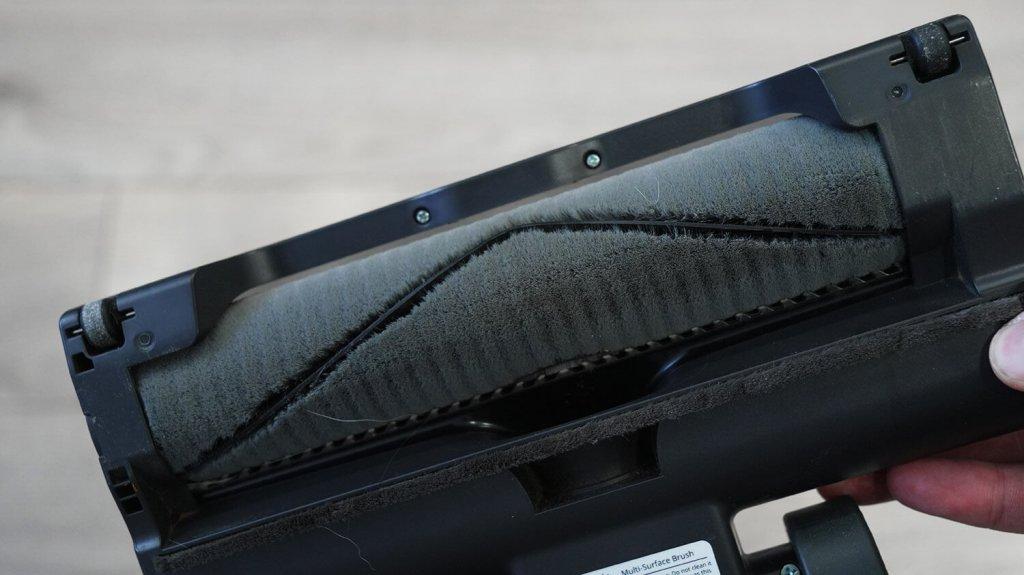 „Roborock F25 ACE Combo“: apsauga nuo plaukų susivėlimo sauso tipo dulkių siurbliui