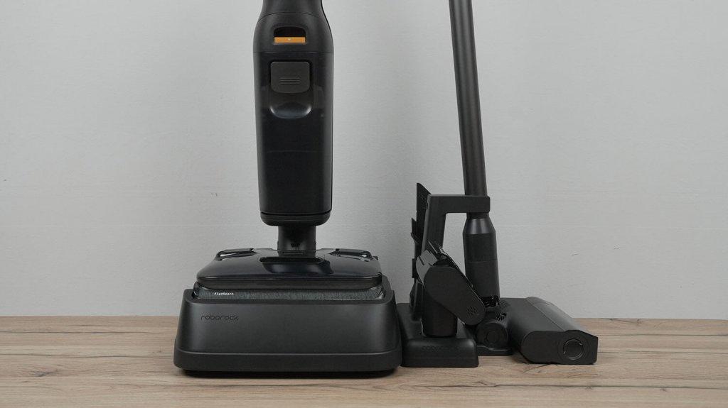 „Roborock F25 ACE Combo“: dulkių siurblio pagrindas ir laikiklis