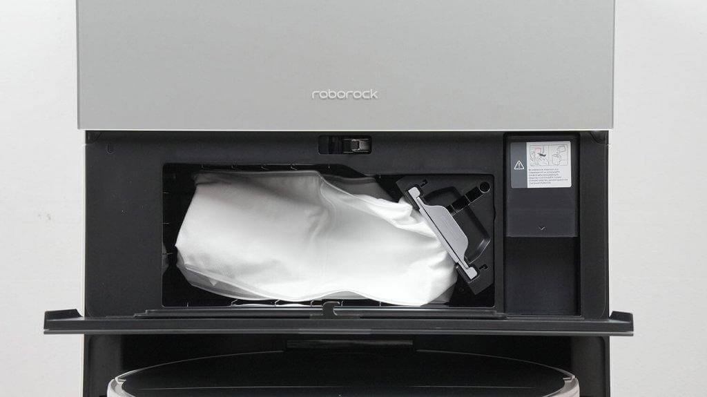 „Roborock S9 MaxV Ultra“: nešvarumų maišas ir ploviklio bakas