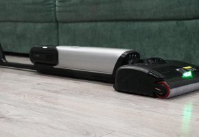 „Trouver X4 Pro“: grindų valymas karštu vandeniu su purškimu ir patogiu prijungimu