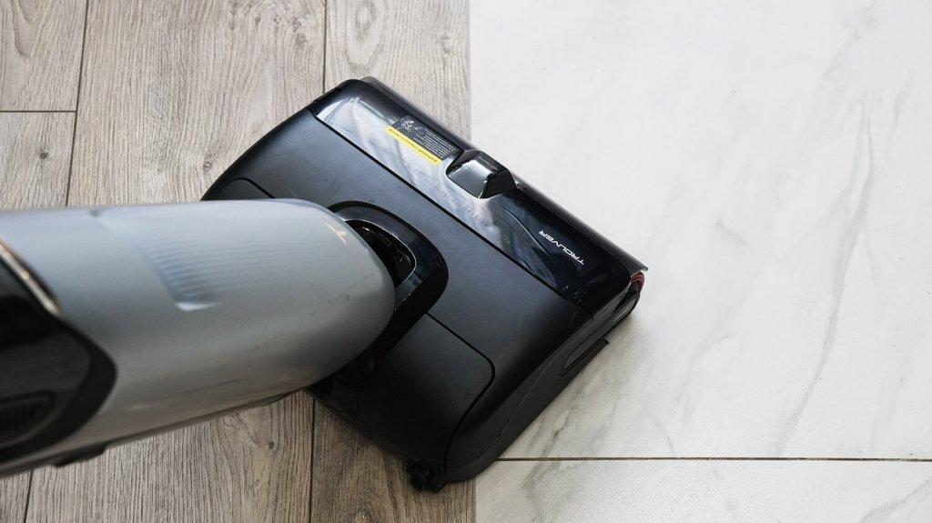 „Trouver X4 Pro“: kasdienis grindų valymas