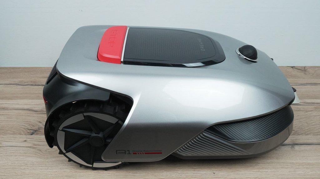 Dreame Roboticmower A1: vaizdas iš šono