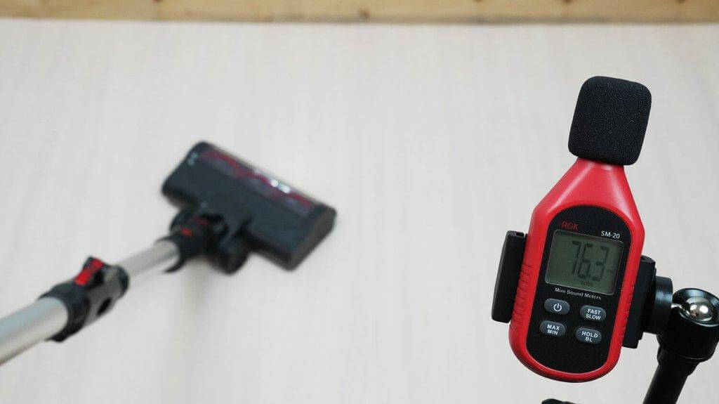 EVOLUTION išmanusis valymas VCF2712M: triukšmo lygis