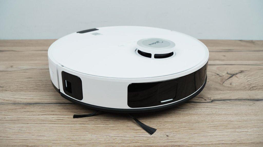 „Midea VCR S20 Plus“: vaizdas iš šono