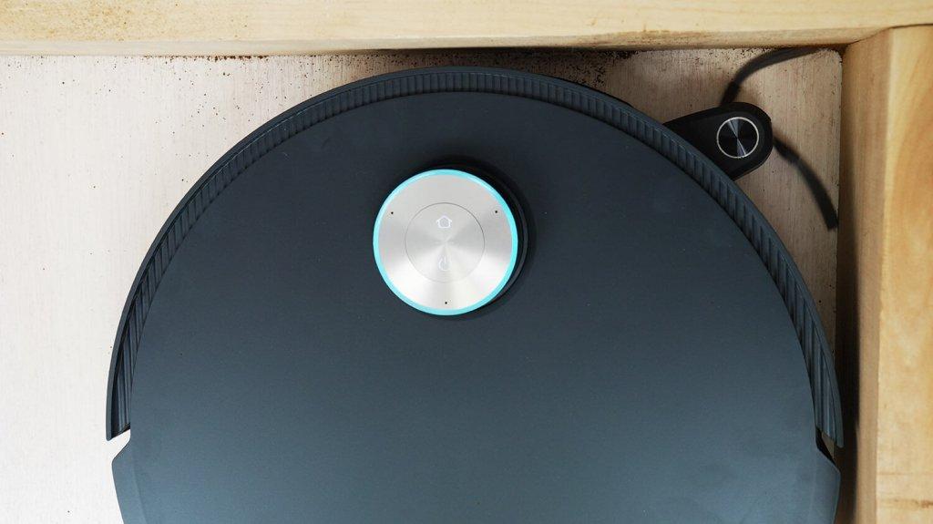 „Dreame X50 Ultra Complete“: ištraukiamas šoninis šepetys