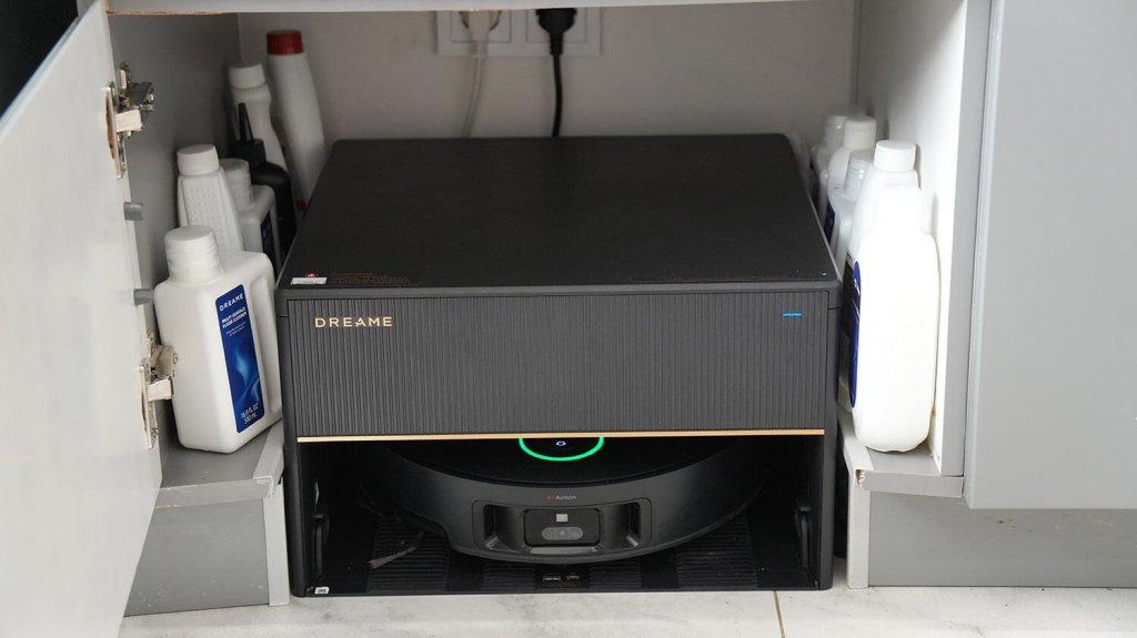 „Dreame X50 Master“: papildomų priedų laikymo vieta