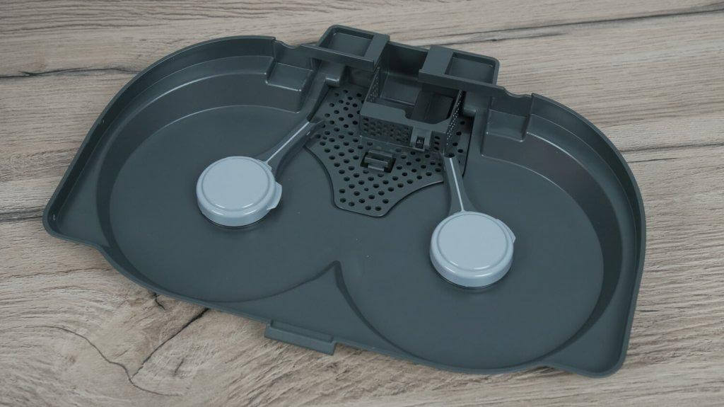 „Roborock Saros Z70“: grandikliai