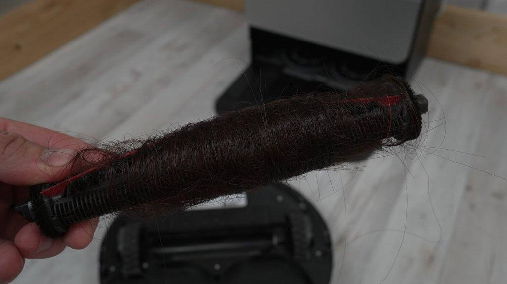 „Roborock Saros Z70“: apsauga nuo plaukų susivėlimo