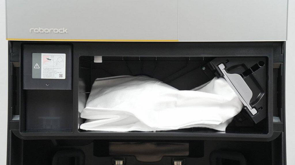 „Roborock Saros Z70“: ploviklio bakelis ir dulkių maišelis