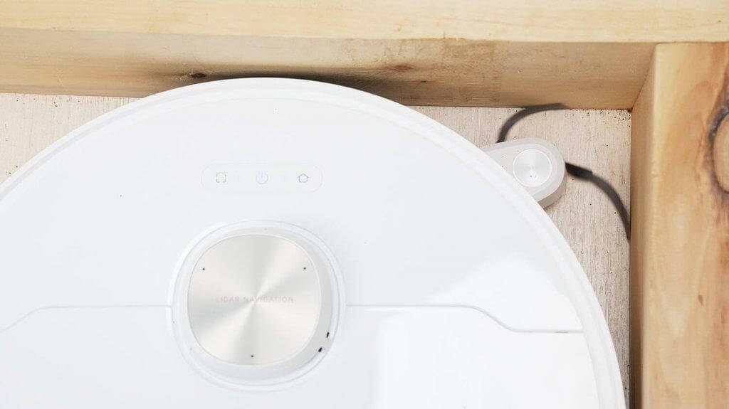 „Dreame L40s Pro Ultra“: šoninis šepetys siekia kampus