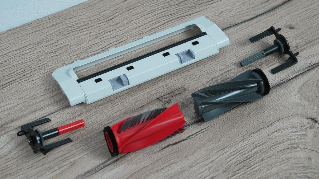 Roborock Qrevo CurvX: centrinis šepetys