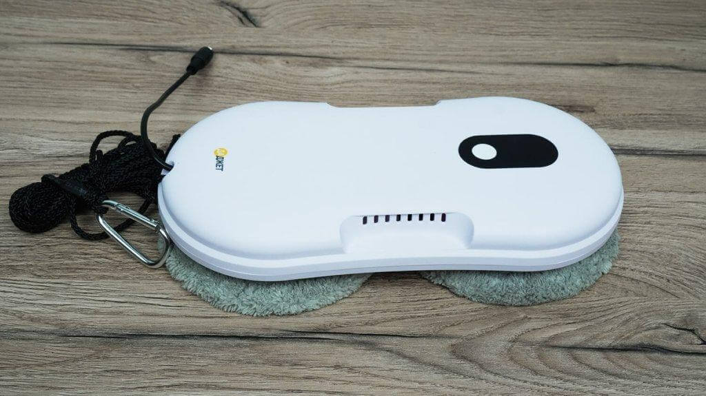 Įtaisas U100: vaizdas iš viršaus