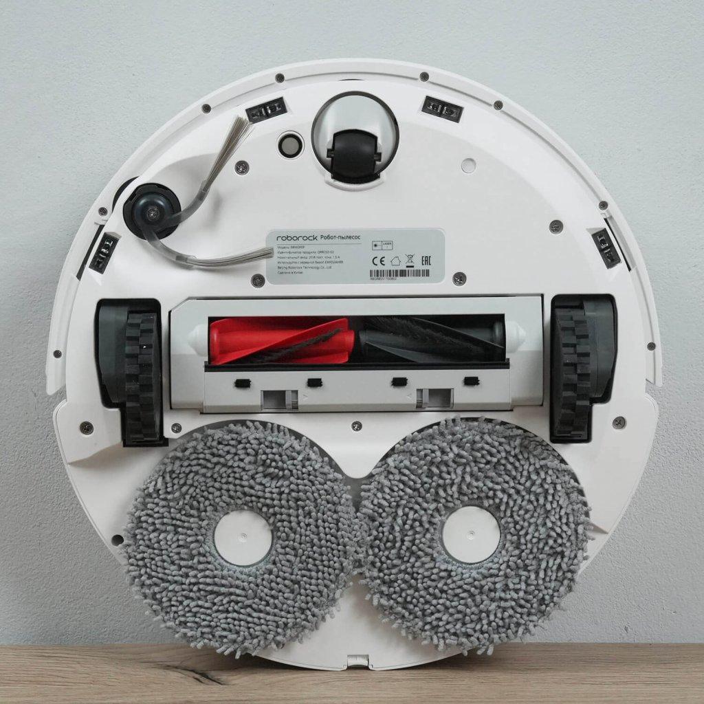 „Roborock Qrevo C“: vaizdas iš apačios