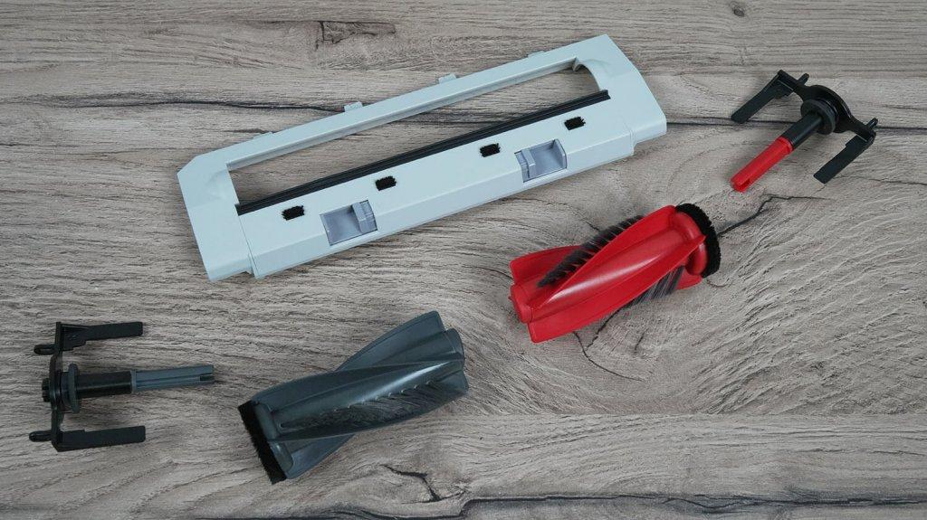 Roborock Qrevo C: Centrinis šepetys