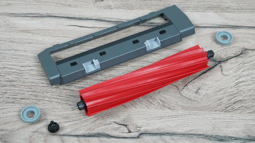 Roborock Qrevo L: centrinis šepetys