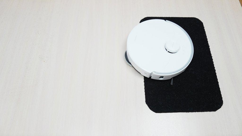 Trouver P50 Pro Ultra: važiavimas juodais paviršiais