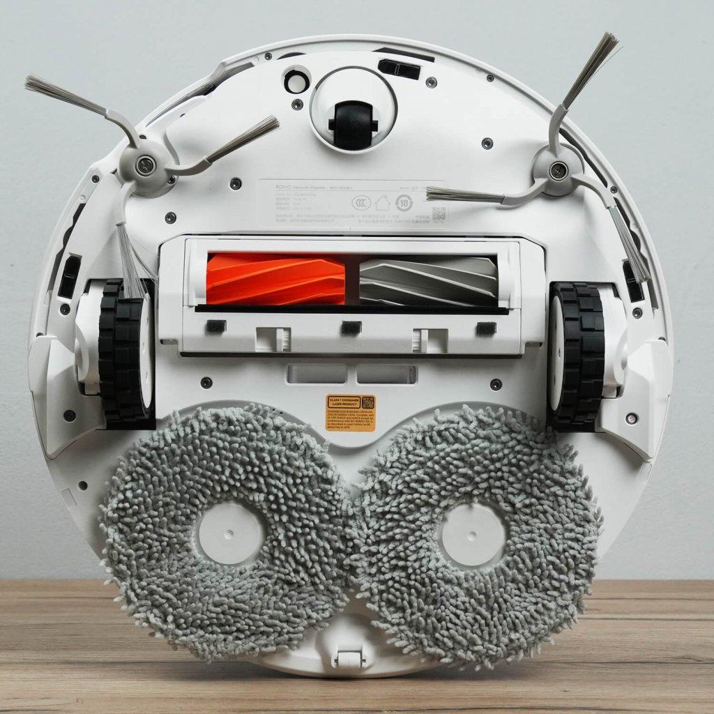 DJI ROMO P: vaizdas iš apačios