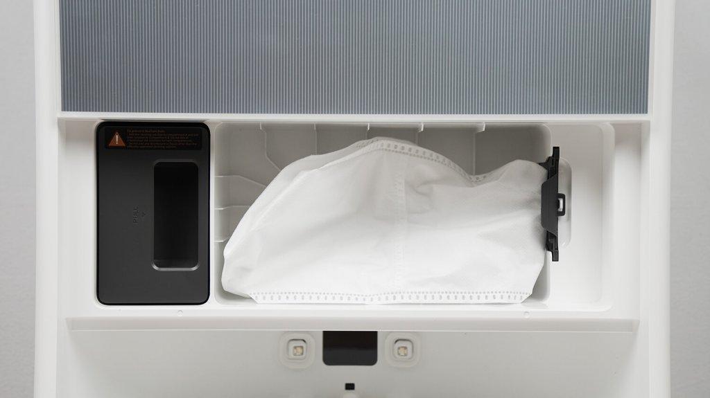 „Dreame Aqua 10 Ultra Roller Complete“: skalbimo priemonių dozatoriaus ir atliekų maišų vietos