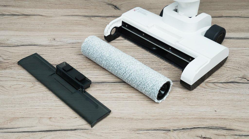 „Neatsvor T50“: išardytas valymo modulis