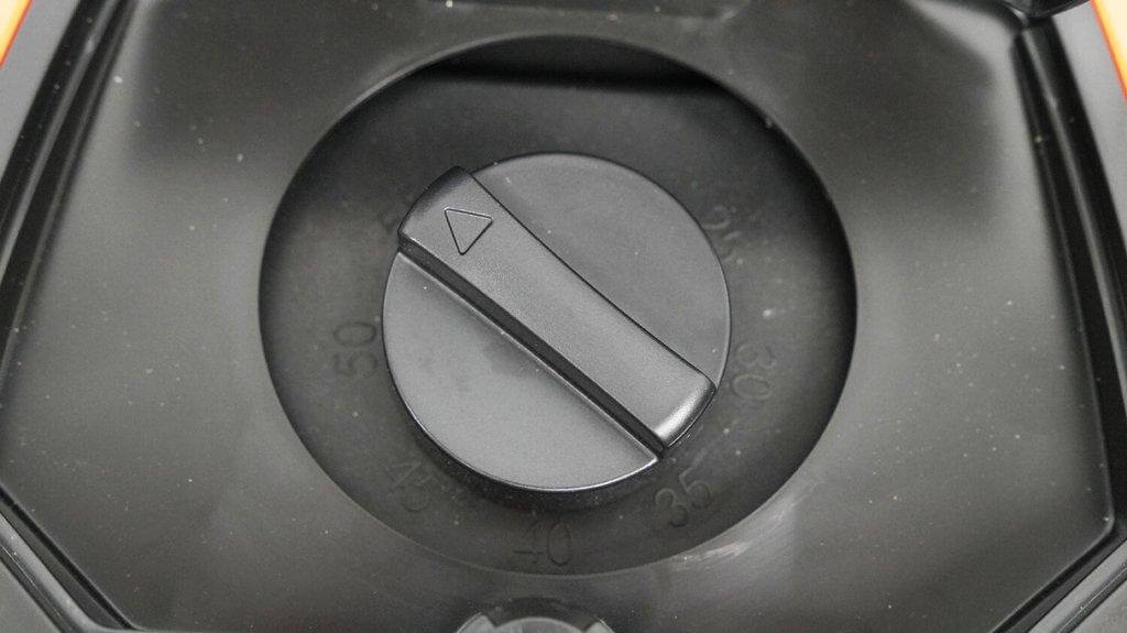 „Robokos RM600i“: žolės pjovimo aukščio reguliavimas