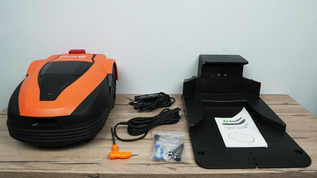 Robokos RM600i: standartinė įranga