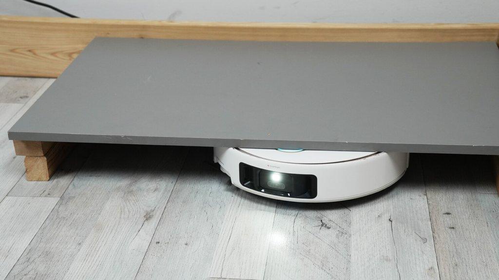 Trouver V50 Ultra Complete: praeina po žemais baldais