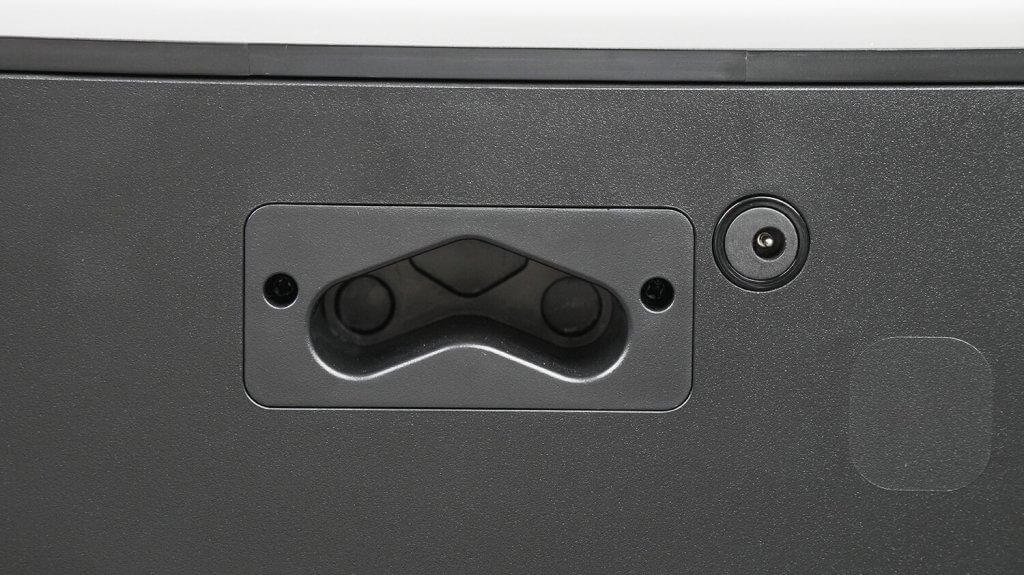 „Dreame Matrix10 Ultra“: Kištukas automatinio drenažo modulio prijungimui