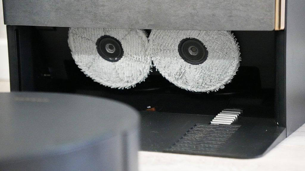 Dreame Matrix10 Ultra: automatinis šluostės keitimas