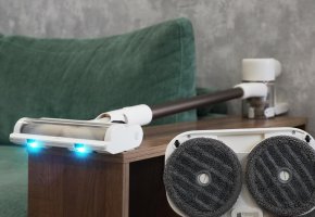 „Dreame R10S Aqua“: belaidis dulkių siurblys su poliravimo antgaliu ir efektyviu apšvietimu