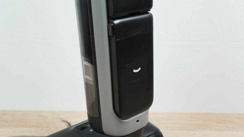 Dreame H12 Dual FlexReach: Įdėta baterija