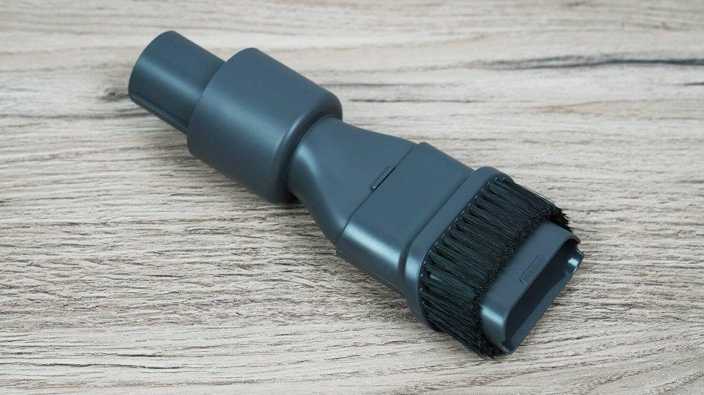 „Dreame R20 Essential“: ištraukiama šerelių galvutė