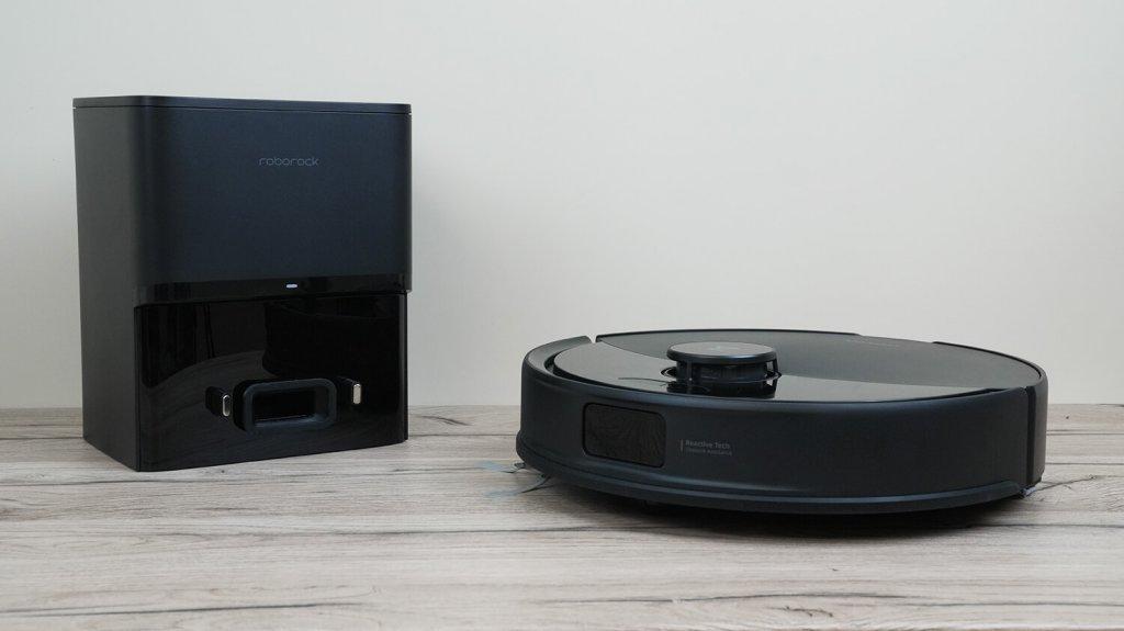 „Roborock Q8 Max Pro Plus“: robotas ir stotis