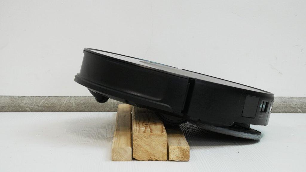 „Roborock Saros 10R“ (įmontuota stoties versija): kliūčių ruožas