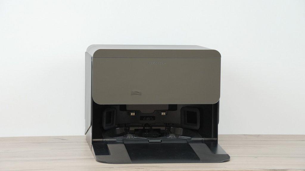 „Roborock Saros 10R“ (įmontuota stoties versija): stotis